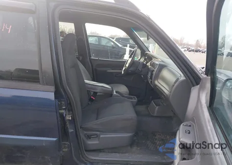 2002 Ford Explorer Sport Trac z USA, uszkodzony, nr VIN 1FMZU67E02UD41521